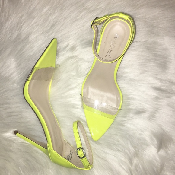 Anne Michelle Shoes - 🌺by Anne Michelle, Trendy Clear Strap Sandal🌺